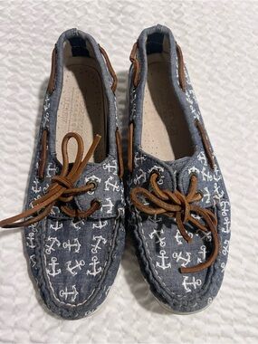Sperry by Jcrew Blue Anchor Print Boat Shoes with traditional Brown Laces